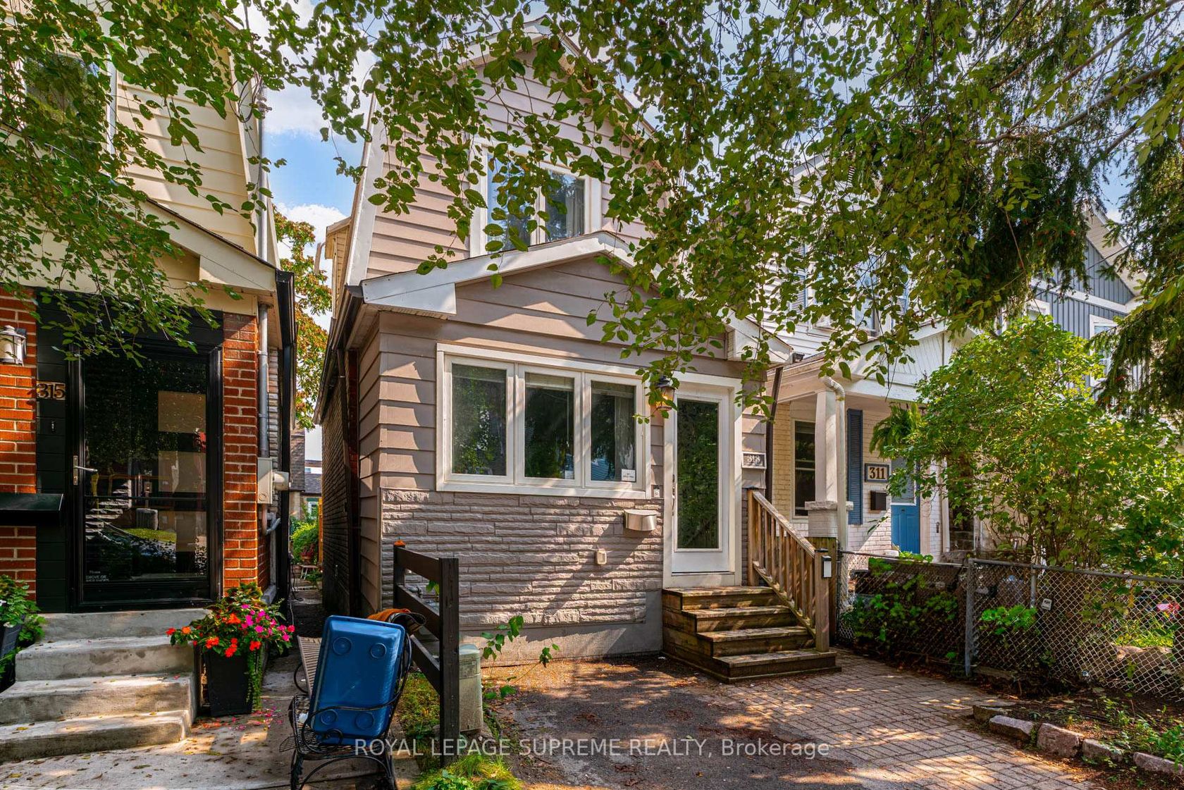 313 Cedarvale Avenue, Lumsden, Toronto 2