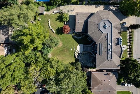 Photo 1 at 89 Kingsway Crescent, Kingsway South, Toronto