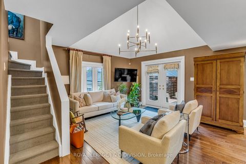 Photo 17 at 137 Highbourne Road, Eglinton, Toronto