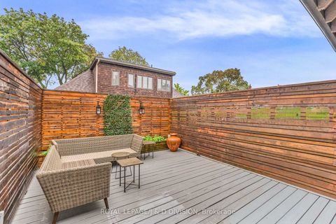 Photo 19 at 137 Highbourne Road, Eglinton, Toronto