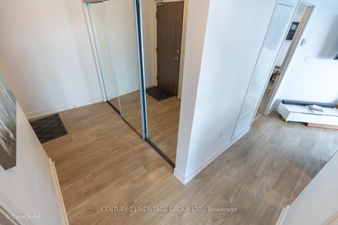 Photo 6 at 1001 - 27 Bathurst Street, Waterfront Communities C1, Toronto