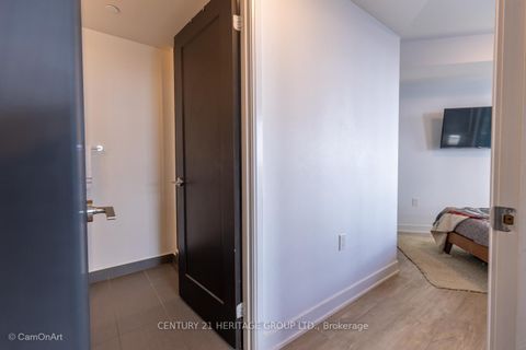 Photo 23 at 1001 - 27 Bathurst Street, Waterfront Communities C1, Toronto