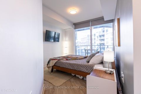 Photo 25 at 1001 - 27 Bathurst Street, Waterfront Communities C1, Toronto