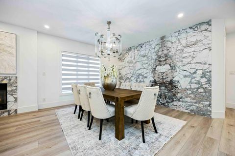 Photo 6 at 127 Munro Boulevard, Windfields, Toronto