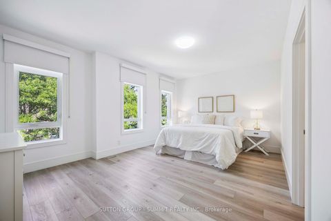 Photo 32 at 127 Munro Boulevard, Windfields, Toronto
