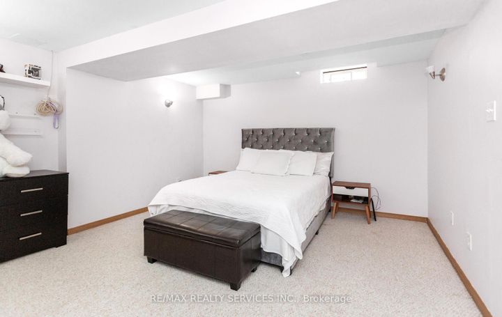 Photo 30 at 3912 Zenith Court, Lisgar, Mississauga