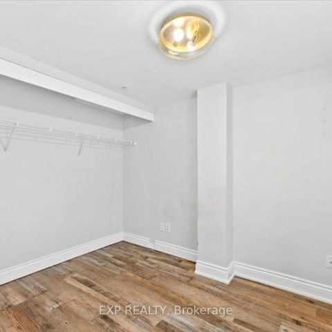 Photo 8 at Th725 - 10 Laidlaw Street, South Parkdale, Toronto