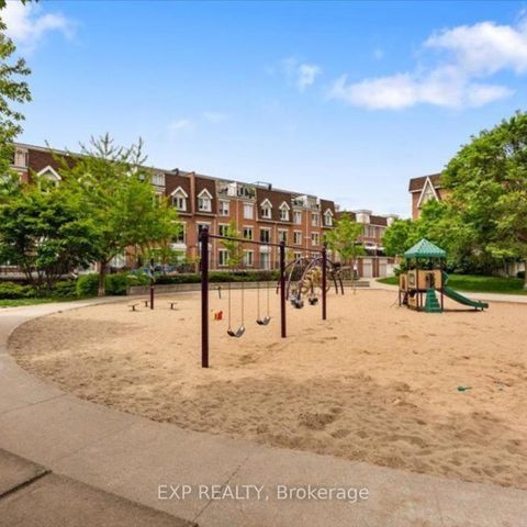 Photo 15 at Th725 - 10 Laidlaw Street, South Parkdale, Toronto