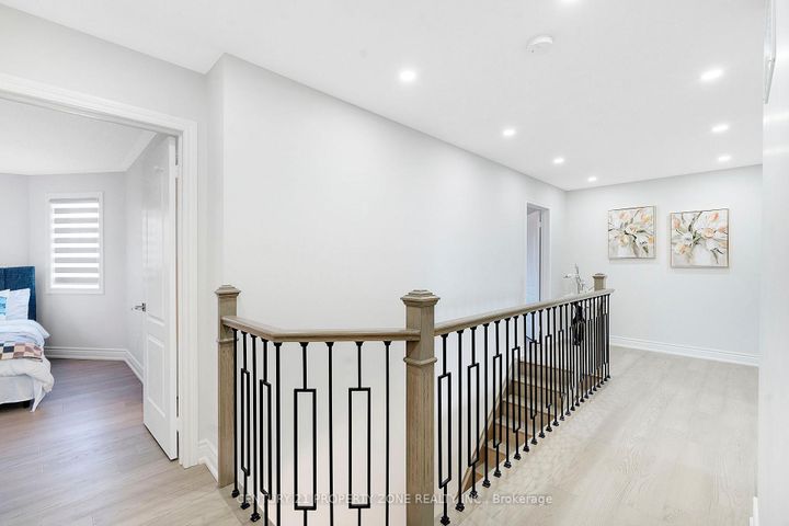 Photo 18 at 42 Spotted Owl Crescent, Northwest Sandalwood Parkway, Brampton