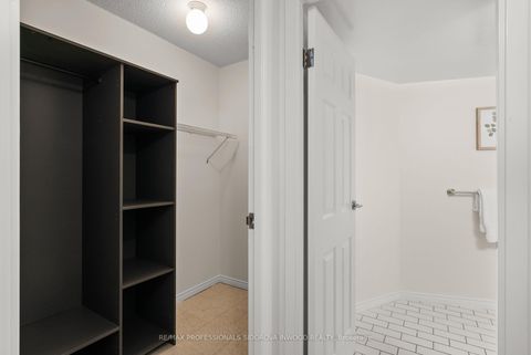 Photo 33 at 502 - 25 The Esplanade, Waterfront Communities C8, Toronto