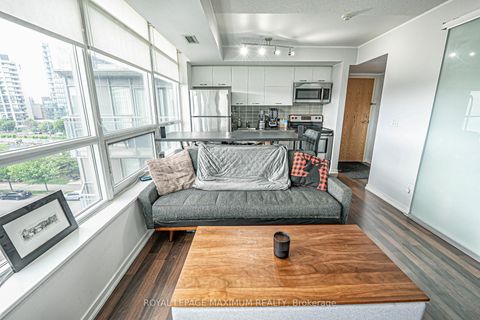 Photo 12 at 617 - 38 Joe Shuster Way, South Parkdale, Toronto