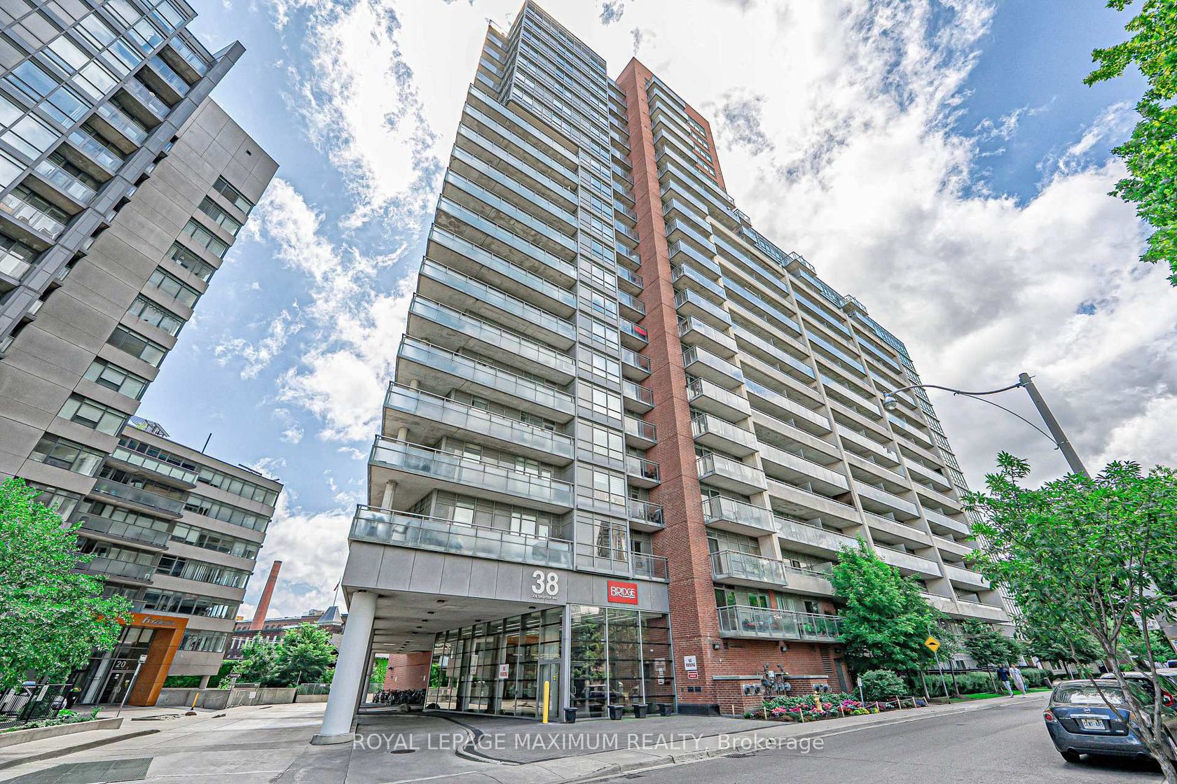 617 - 38 Joe Shuster Way, South Parkdale, Toronto 