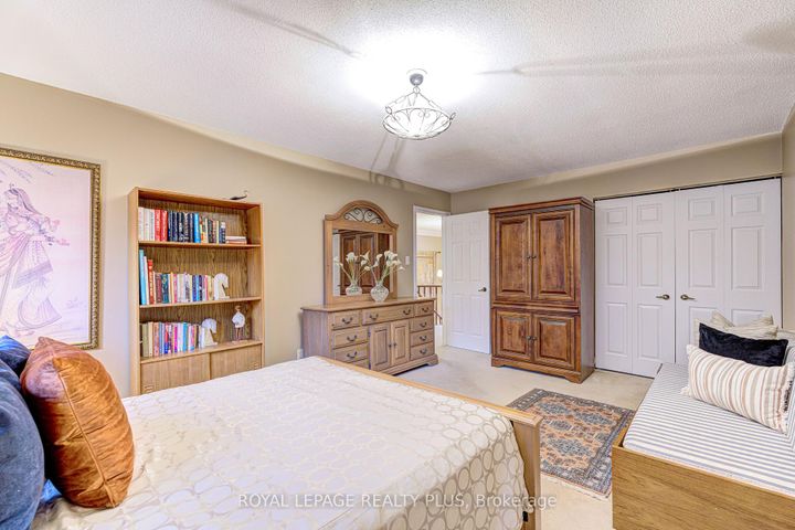 Photo 28 at 1760 Featherston Court, Erin Mills, Mississauga