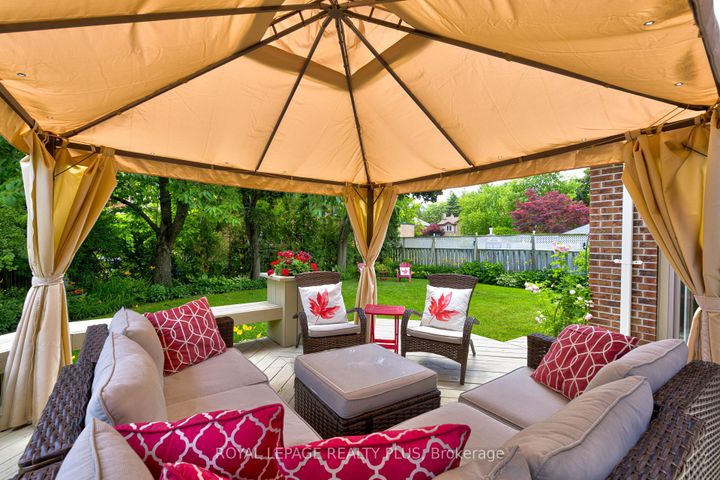 Photo 46 at 1760 Featherston Court, Erin Mills, Mississauga