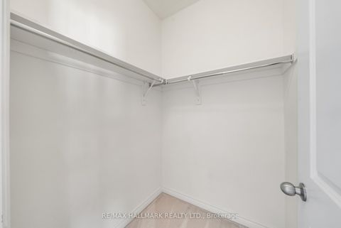 Photo 19 at 581 Barons Street, Kleinburg, Vaughan