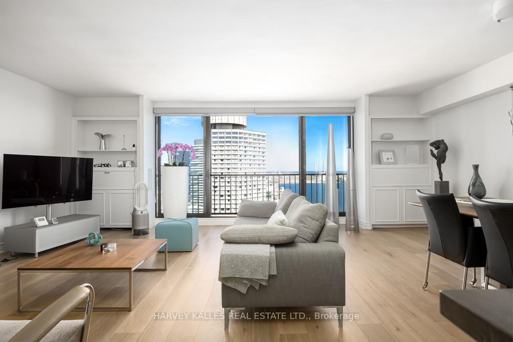 2804 - 33 Harbour Square, Waterfront Communities C1, Toronto 