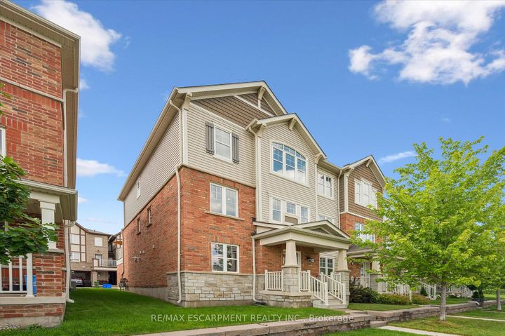 Photo 2 at 80 - 22 Spring Creek Drive, Waterdown, Hamilton