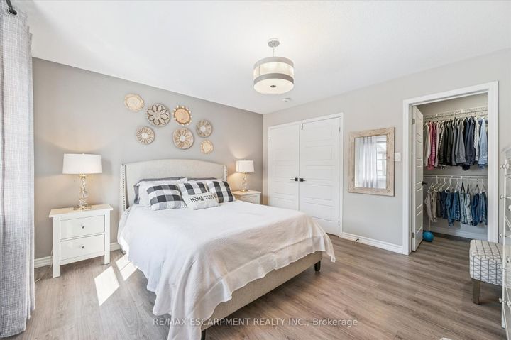 Photo 26 at 80 - 22 Spring Creek Drive, Waterdown, Hamilton