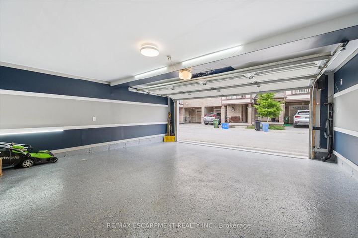 Photo 34 at 80 - 22 Spring Creek Drive, Waterdown, Hamilton