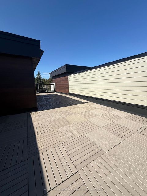 Photo 12 at 5 Ingersoll Lane, Jefferson, Richmond Hill