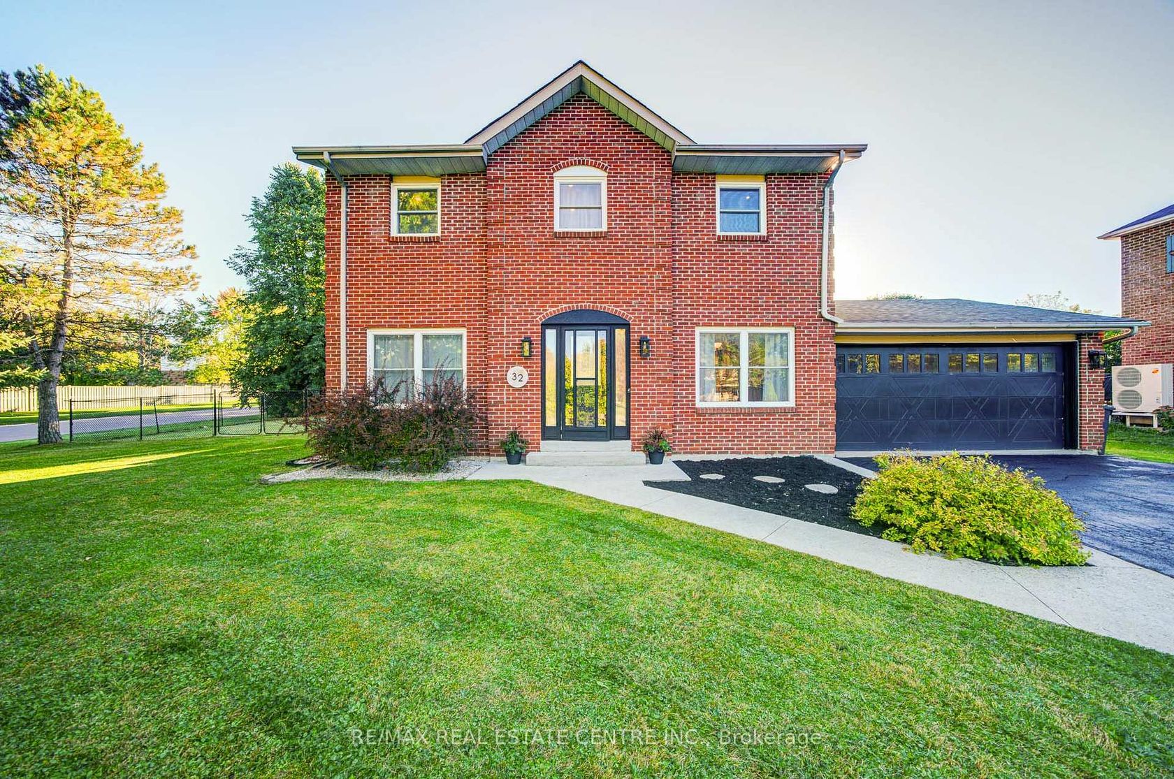 32 Agnes Street, Alton, Caledon 