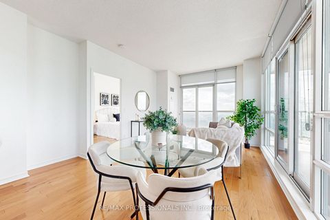 Photo 14 at 4203 - 2230 Lake Shore Boulevard W, Mimico, Toronto