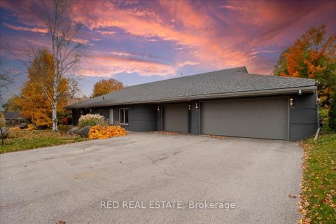 Photo 2 at 88 Cook Street, Codrington, Barrie