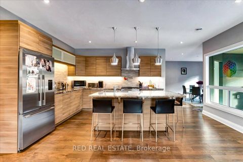 Photo 10 at 88 Cook Street, Codrington, Barrie