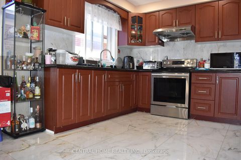 Photo 7 at 59 Blaney Crescent, Jane Heights, Toronto
