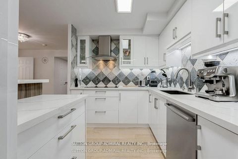 Photo 10 at 805 - 278 Bloor Street E, Moore Park, Toronto