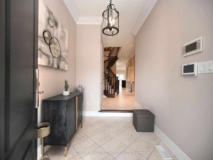 Photo 3 at 2378 Wasaga Drive, JC Joshua Creek, Oakville