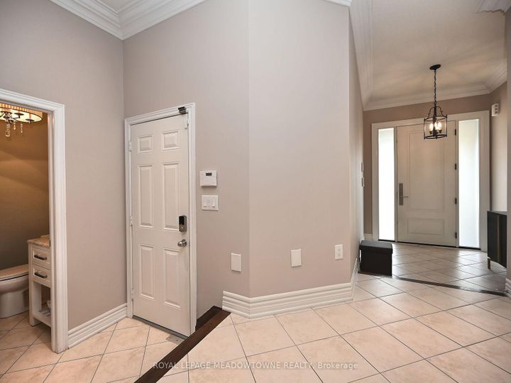 Photo 5 at 2378 Wasaga Drive, JC Joshua Creek, Oakville