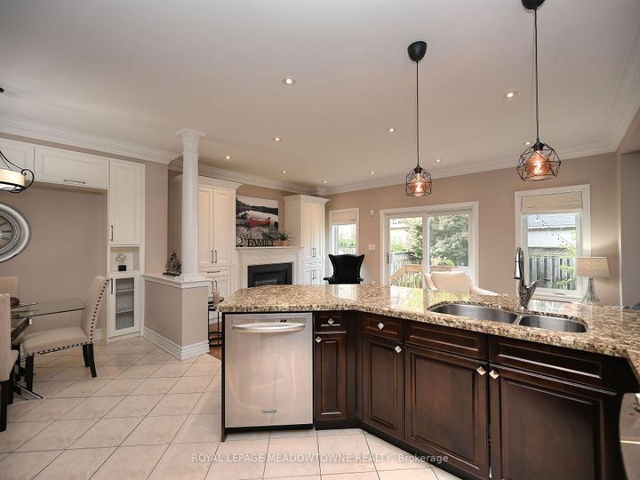 Photo 12 at 2378 Wasaga Drive, JC Joshua Creek, Oakville