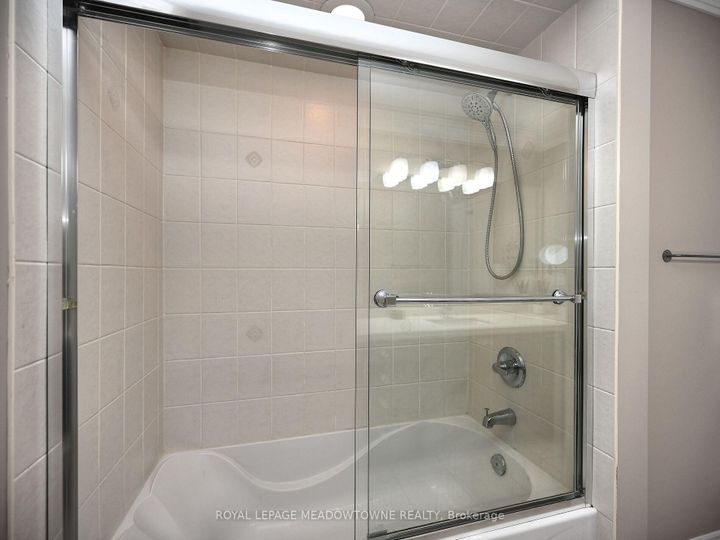 Photo 37 at 2378 Wasaga Drive, JC Joshua Creek, Oakville
