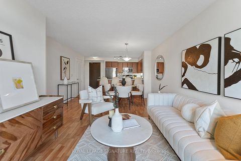 Photo 14 at 521 - 205 The Donway W, Don Mills, Toronto