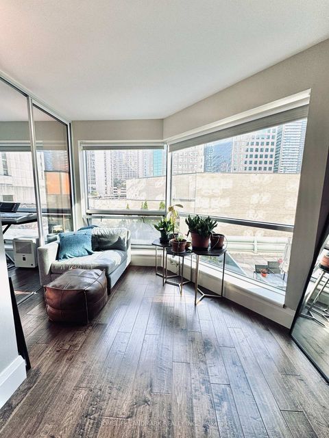 Photo 9 at 408 - 10 Queens Quay W, Waterfront Communities C1, Toronto