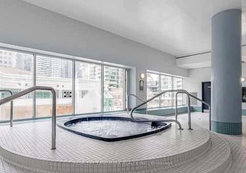 Photo 32 at 408 - 10 Queens Quay W, Waterfront Communities C1, Toronto