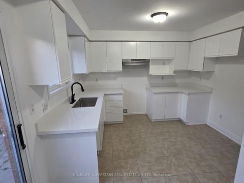 Photo 5 at 74 - 9480 Sheppard Avenue E, Rouge E11, Toronto