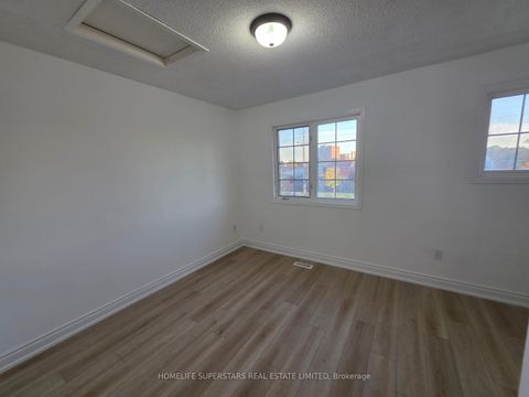 Photo 8 at 74 - 9480 Sheppard Avenue E, Rouge E11, Toronto