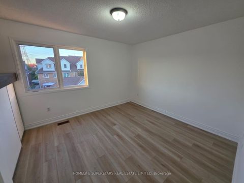 Photo 12 at 74 - 9480 Sheppard Avenue E, Rouge E11, Toronto