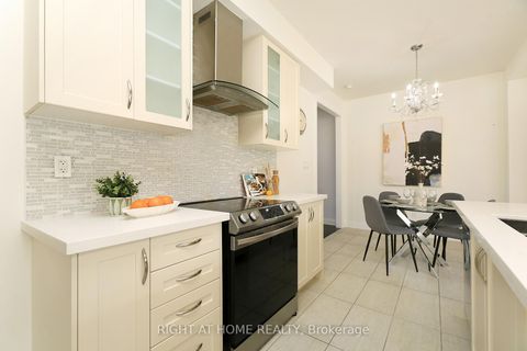 Photo 10 at 63 East's Corner Boulevard, Kleinburg, Vaughan