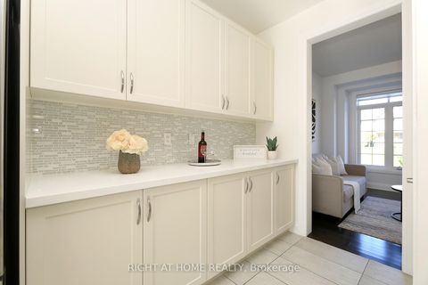 Photo 14 at 63 East's Corner Boulevard, Kleinburg, Vaughan
