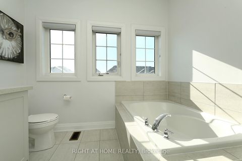 Photo 26 at 63 East's Corner Boulevard, Kleinburg, Vaughan