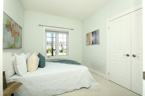 Photo 28 at 63 East's Corner Boulevard, Kleinburg, Vaughan
