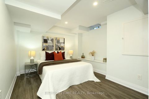 Photo 38 at 63 East's Corner Boulevard, Kleinburg, Vaughan