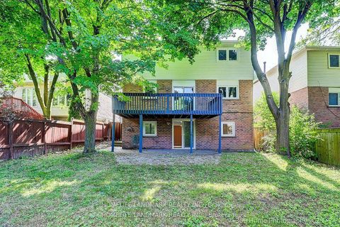 Photo 8 at 30 Misty Moor Drive, South Richvale, Richmond Hill