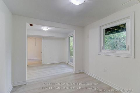 Photo 16 at 30 Misty Moor Drive, South Richvale, Richmond Hill