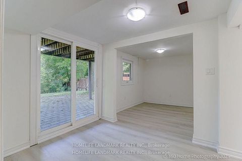 Photo 18 at 30 Misty Moor Drive, South Richvale, Richmond Hill