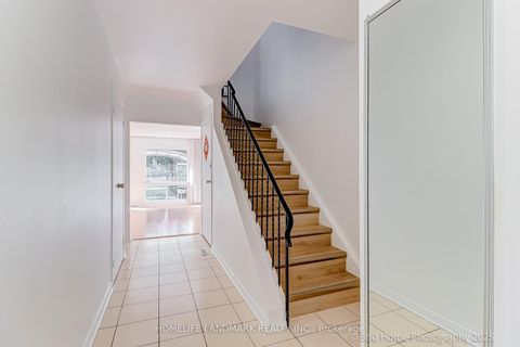 Photo 8 at 133 Huntingdale Boulevard, L'Amoreaux, Toronto