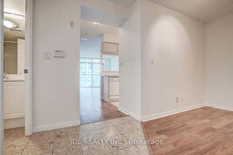Photo 11 at 823 - 109 Front Street E, Waterfront Communities C8, Toronto